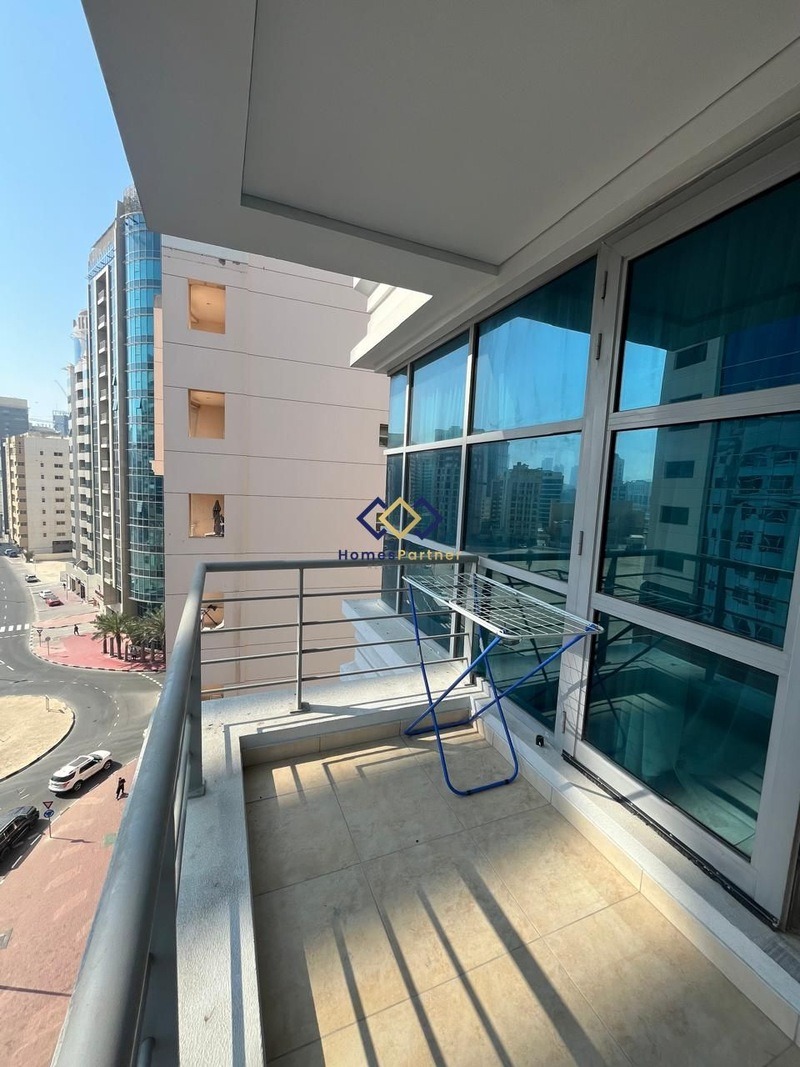 2BHK/Fully Furnished/Luxury Apartment/Close to Metro