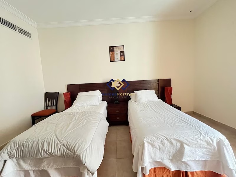 2BHK/Fully Furnished/Luxury Apartment/Close to Metro