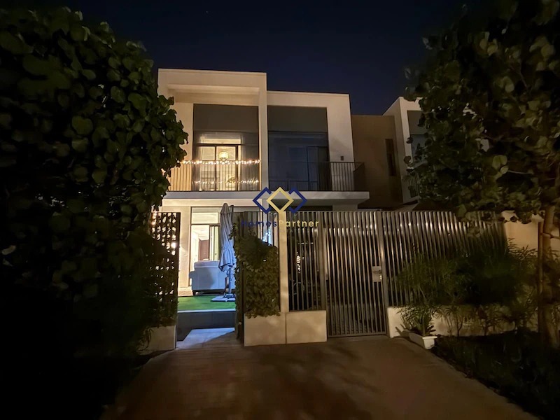 Fully Furnished | Single Row | 3BR Plus Maid's Room