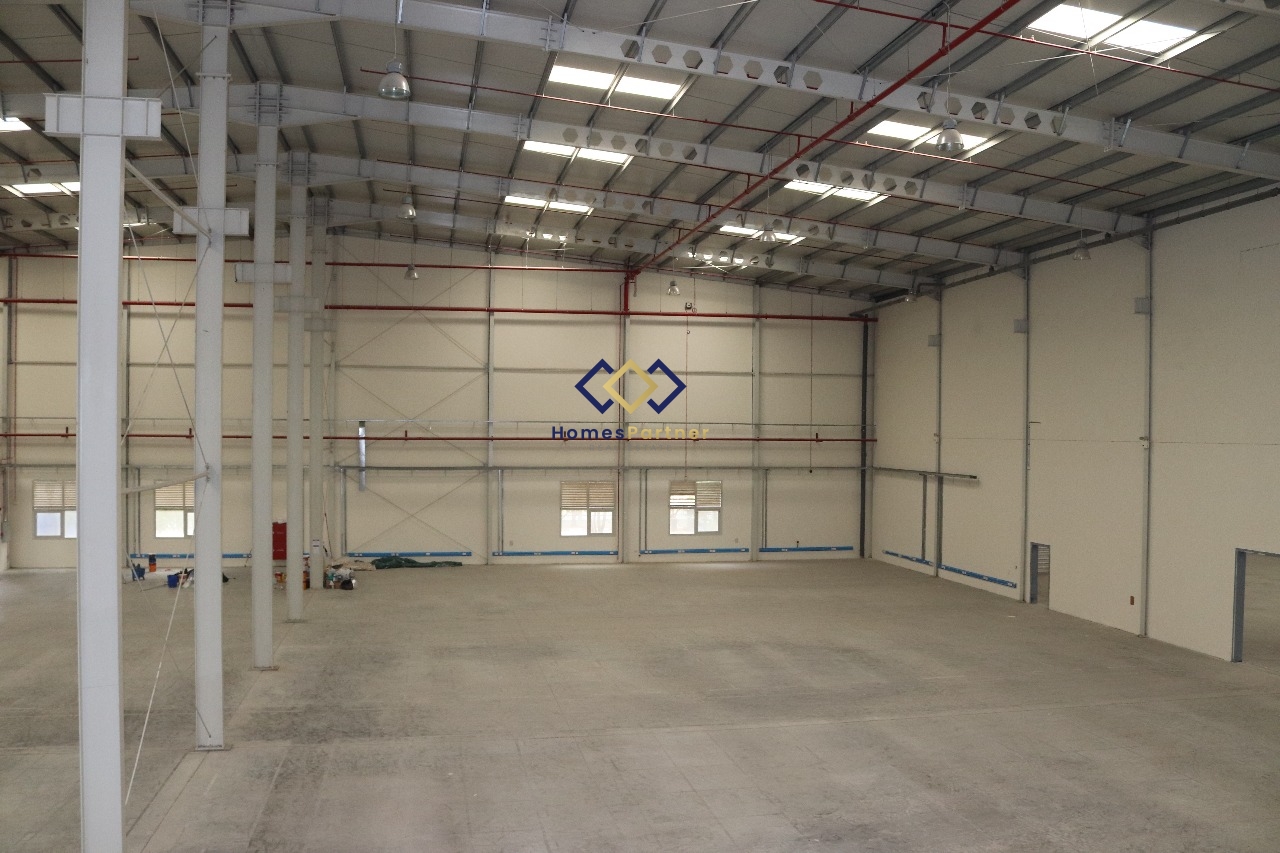 HUGE WAREHOUSE I MEZZANINE OFFICES I 660KW I  PRIME LOCATION I DIP-2