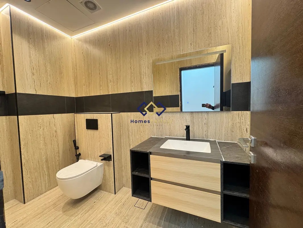 Fitted office with Balcony | Furnished