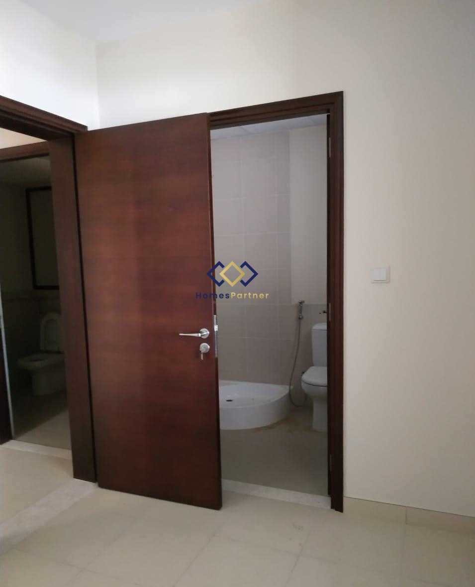 Landscaped | Close to park and pool | Fully upgraded I VOT