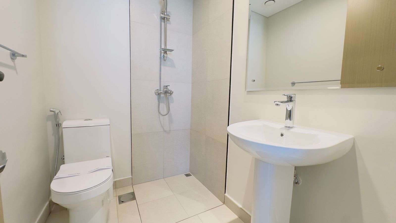 Spacious 5BR + Maid | Brand New | Waterfront Lifestyle I Near Lagoon