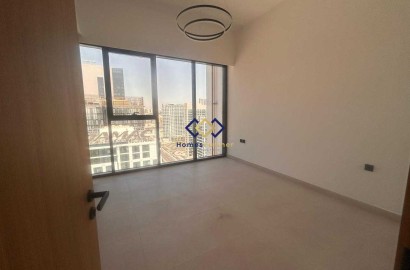 Vacant I Spacious I Stunning Views I Balcony
