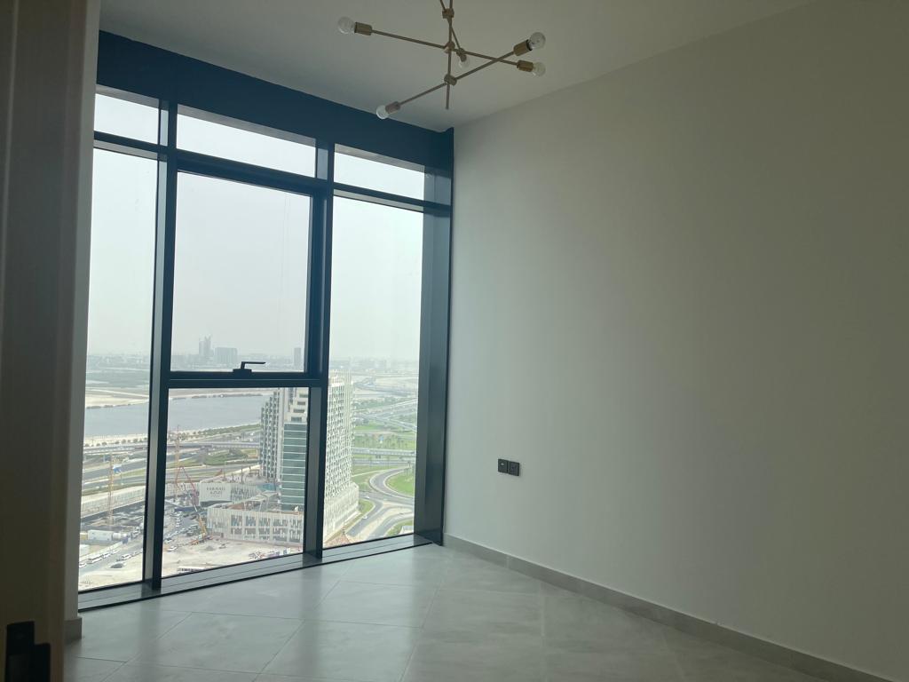 SPACIOUS 1 BHK FOR RENT WITH BEAUTIFUL CANAL VIEW & LAKE VIEW