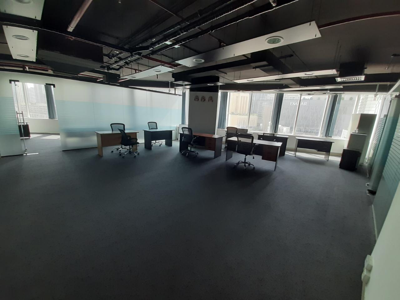 || STUNNING OFFICE || VACANT || FURNISHED ||