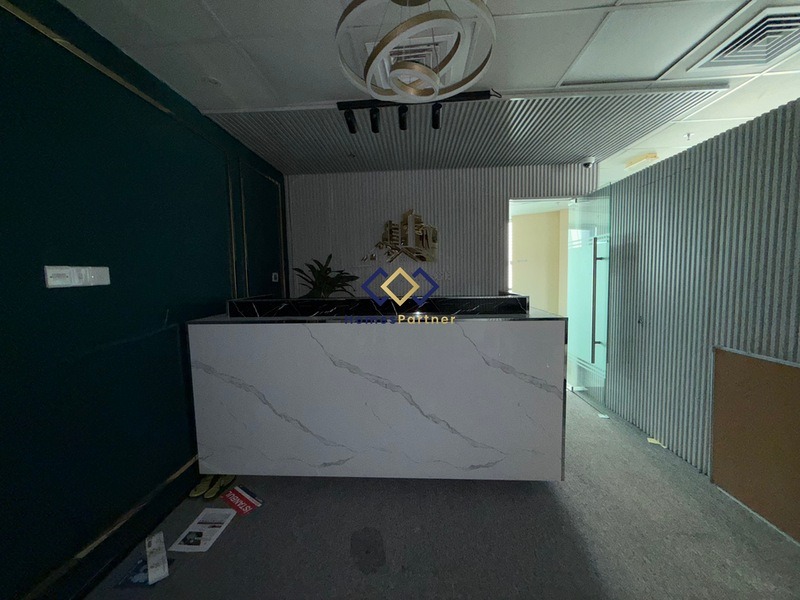 Fitted | Furnished | Near Metro